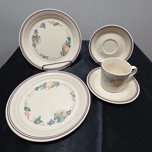 Corelle Multicolor Floral Dinnerware Set